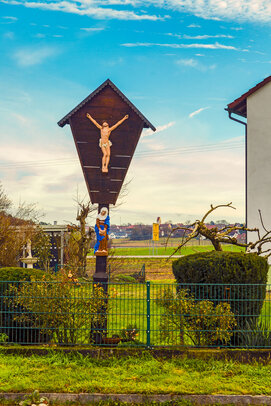 Thumbnail: 22_JA14443 Kreuz Maurer.jpg